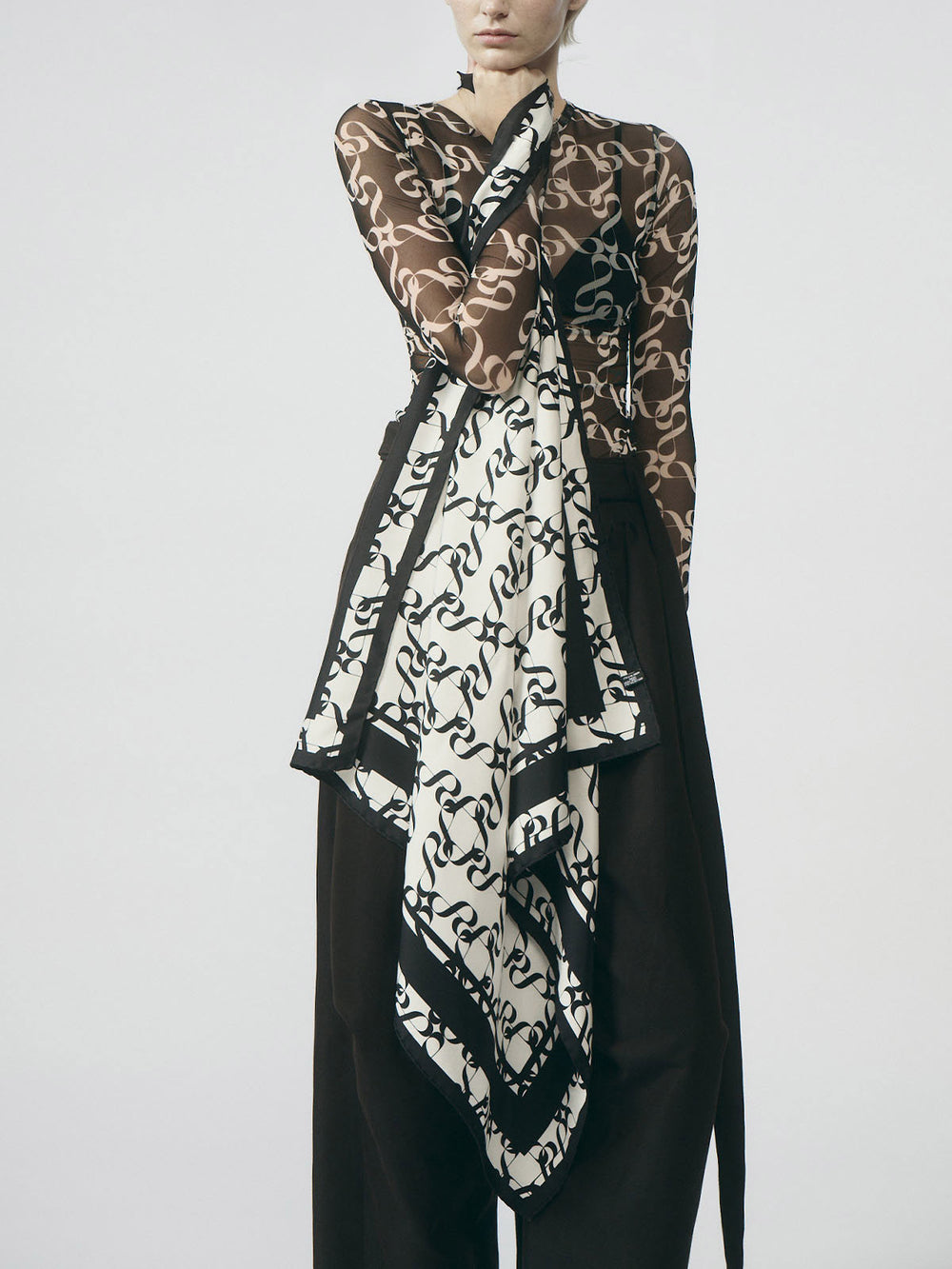 Lumi 90 White Print Scarf